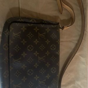 Authentic Louis Vuitton Musette Tango